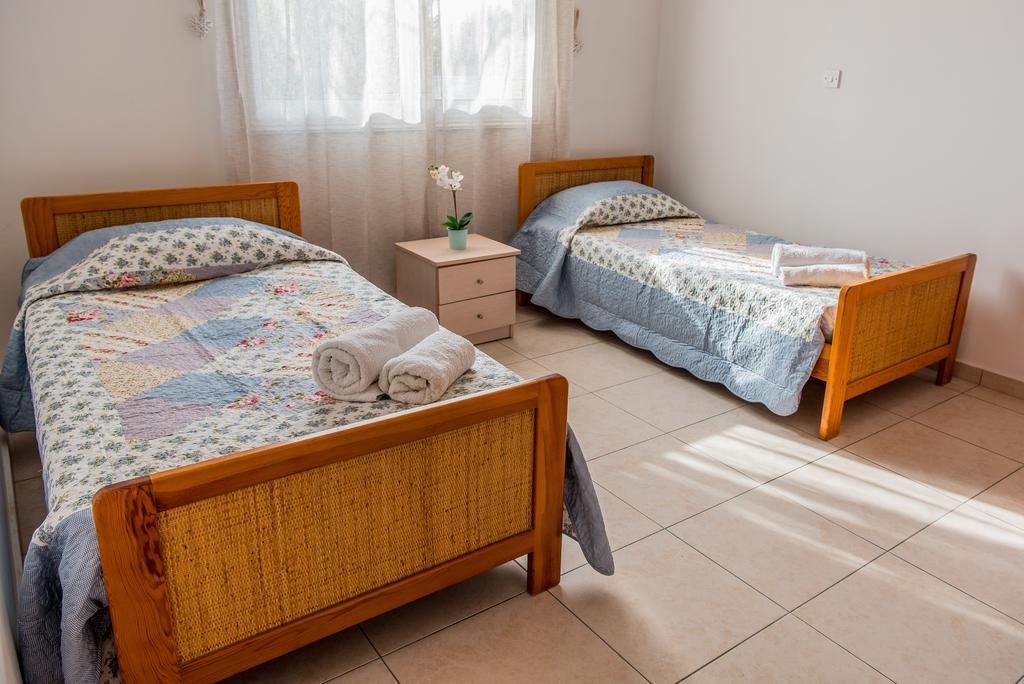 Diana Apartment Пафос Экстерьер фото